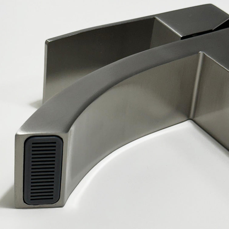 Modern Single Handle Bathroom Faucet Matt Black / Brushed Nickel / Gold